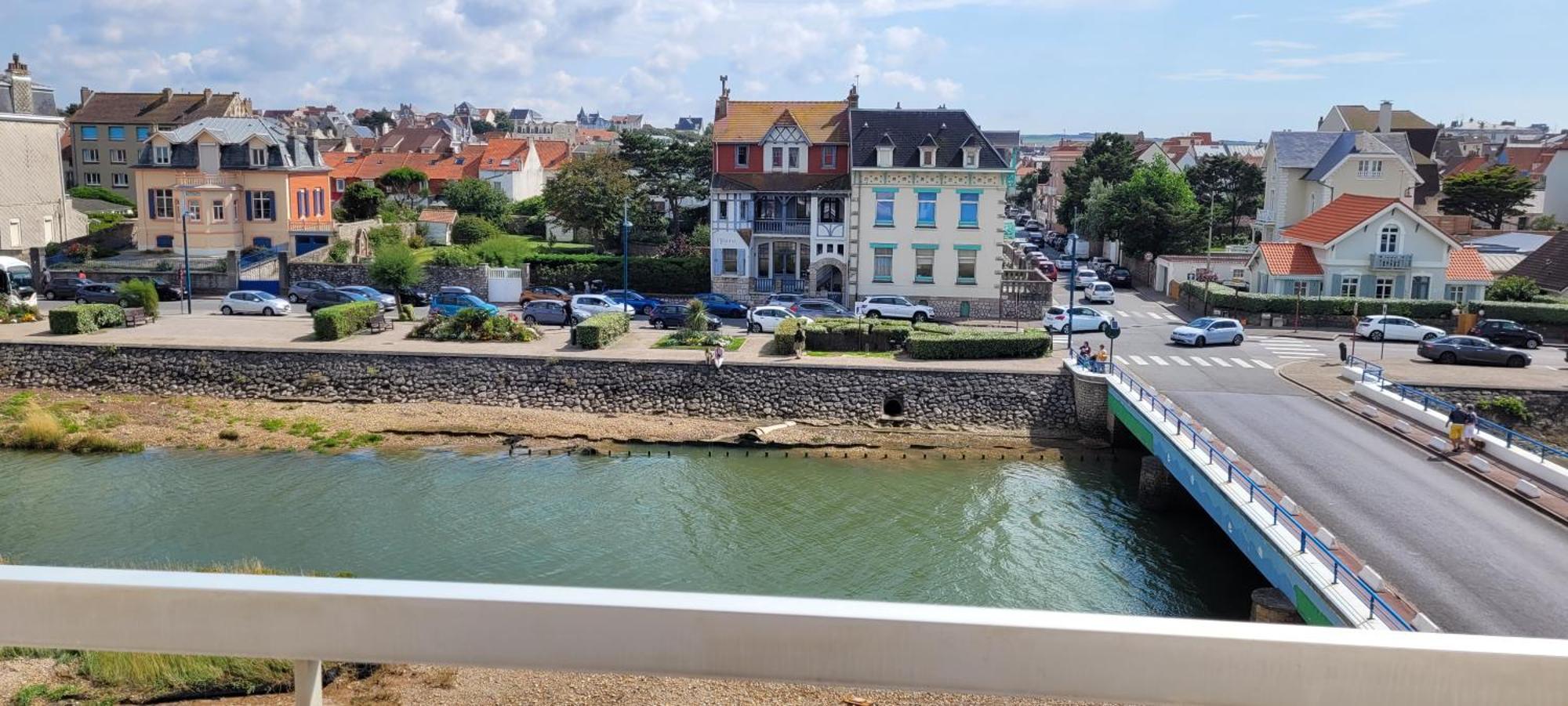 Une Jolie Vue - Appt 2 Pieces Vue Mer Balcon Sud Wimereux Kültér fotó